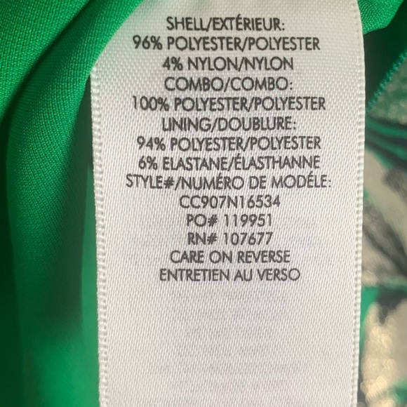 Alice & Olivia Tayla Structured Lantern Mini Dress in Kelly Green - Picture 12 of 12